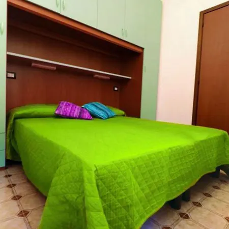 Bright And Cosy In Lido Dei Pini